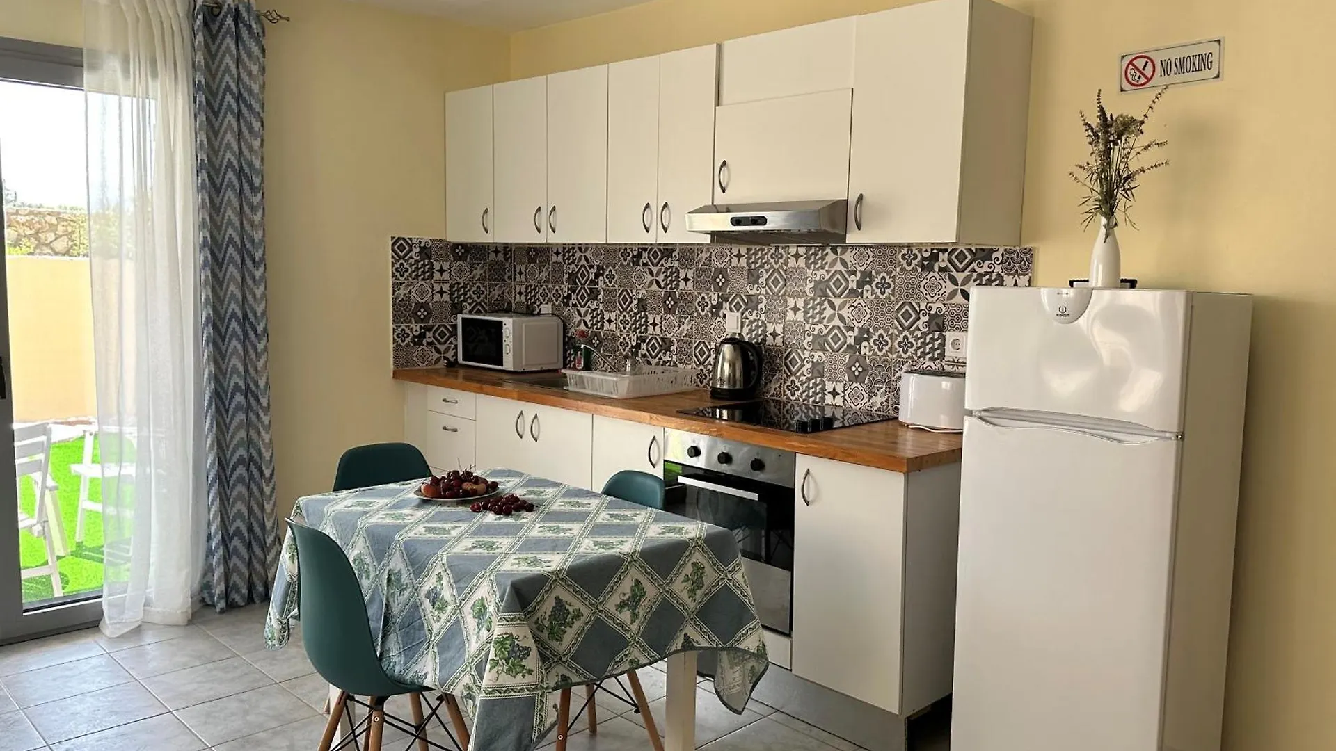 Lotus Studio Apartment North Lixouri 0*,  Greece
